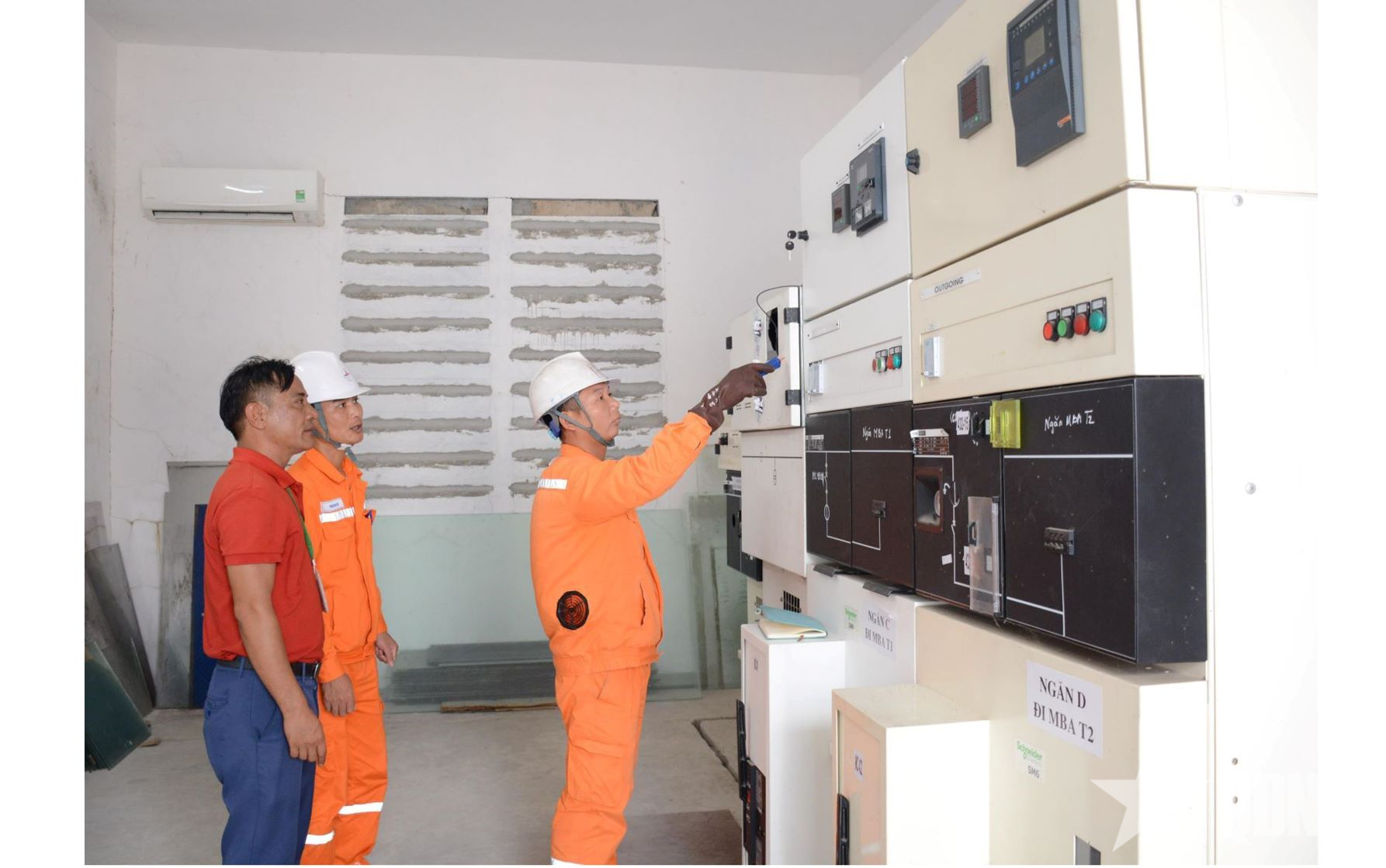 Tiết kiệm điện từ sản xuất đến đời sống
